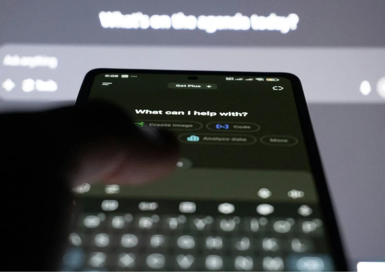 Schermo telefono con AI