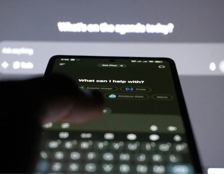 Schermo telefono con AI